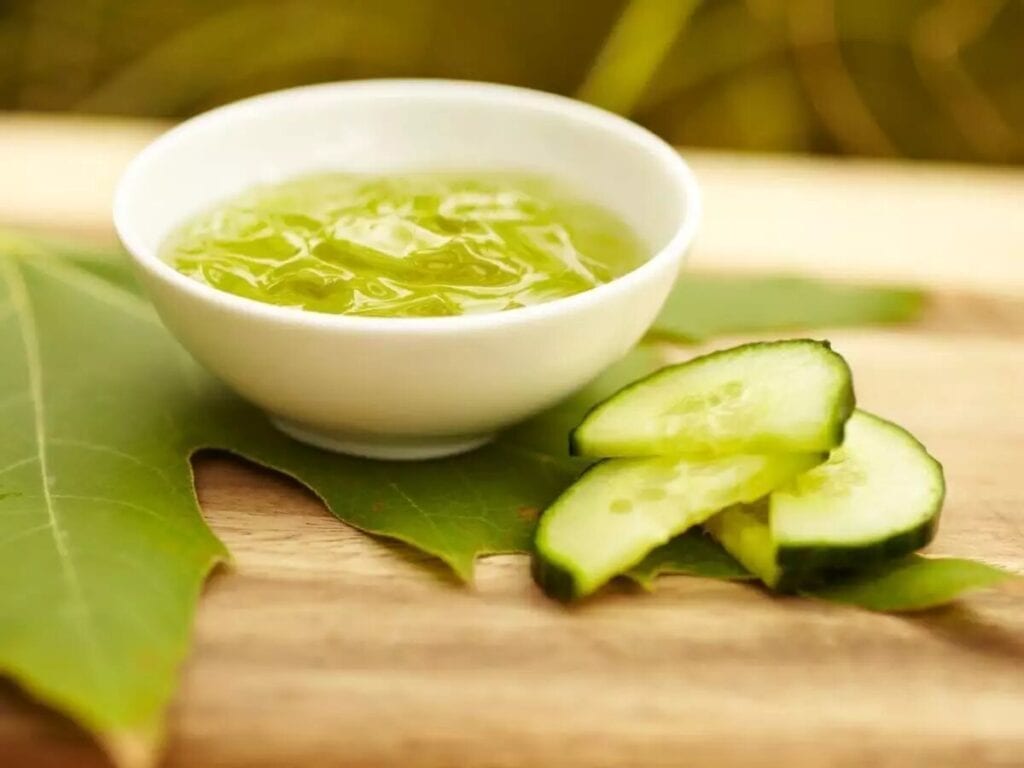 cucumber paste - home remedies for glowing skin